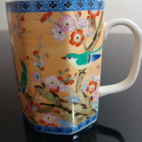 four tea or coffee cups from China - Picture 2 of 11